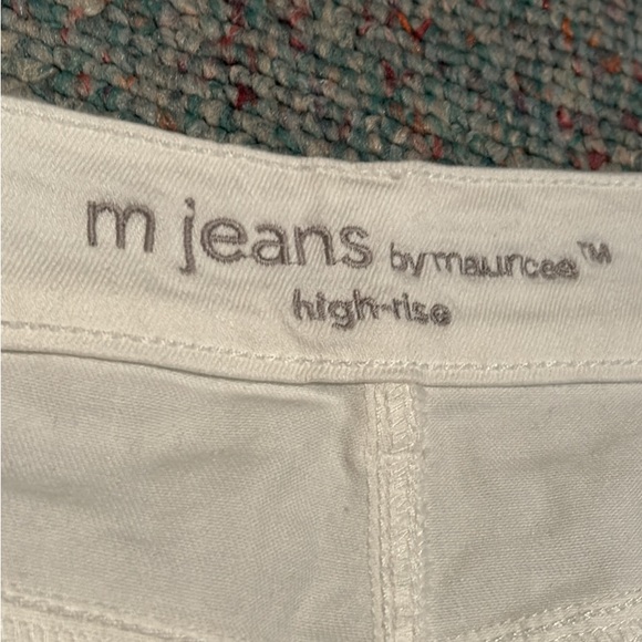 Maurice’s size Large high rise cropped pants - Picture 2 of 8